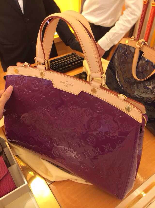 Authentic Louis Vuitton Monogram Vernis Brea MM Bag M91690